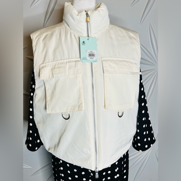 NWT DGS SZ various woven insulated puffer vest, color is called “oat milk” - Picture 2 of 6